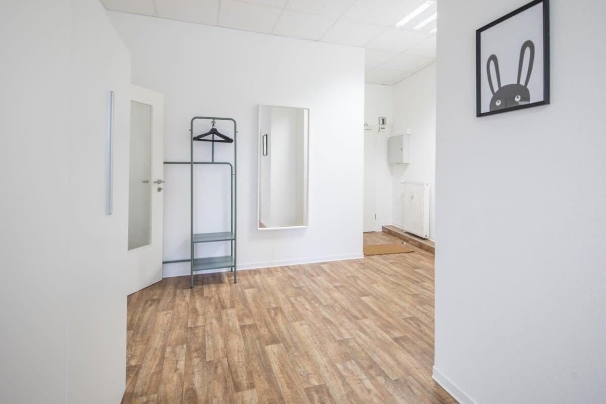 Spacious 2 Bedroom Apartment Hamburg Exterior photo